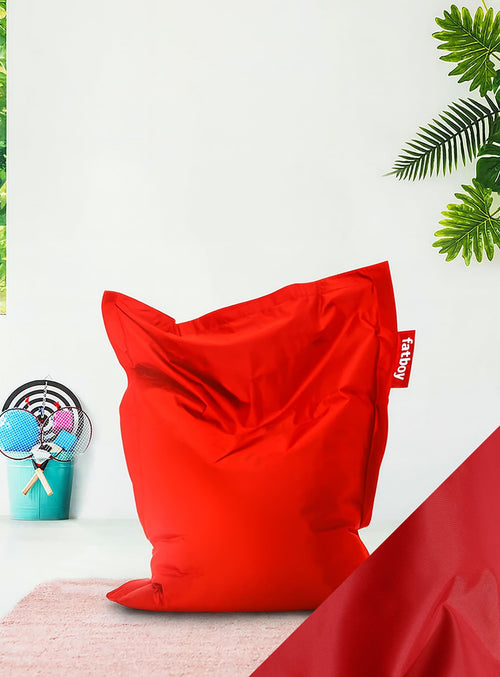 Fatboy Junior is a kid-friendly bean bag built to last, featuring a durable, water-resistant cover—perfect for reading, gaming, and relaxing at home in Canada.