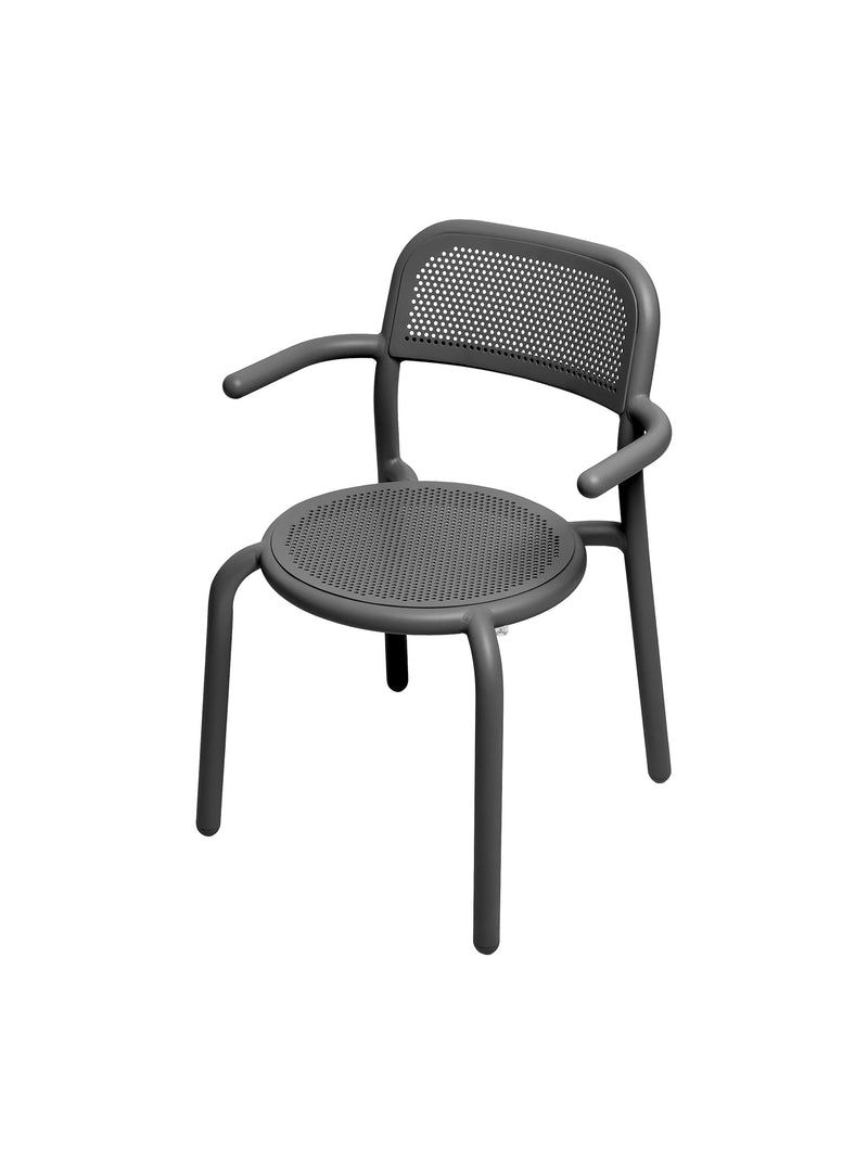 Fatboy Toní Armchair in anthracite color, durable aluminum outdoor chair with rust-free, fade-resistant finish, perfect for Canadian patios and gardens.