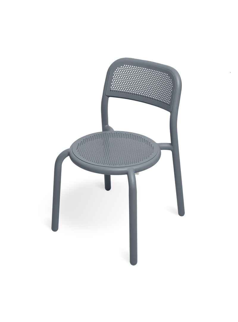 Fatboy Toní Outdoor Aluminum Chair in Elephant