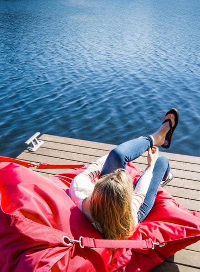 Fatboy Buggle-Up bean bag, versatile and durable, transforms from solo to duo seating, perfect for indoor or outdoor use in Canada.