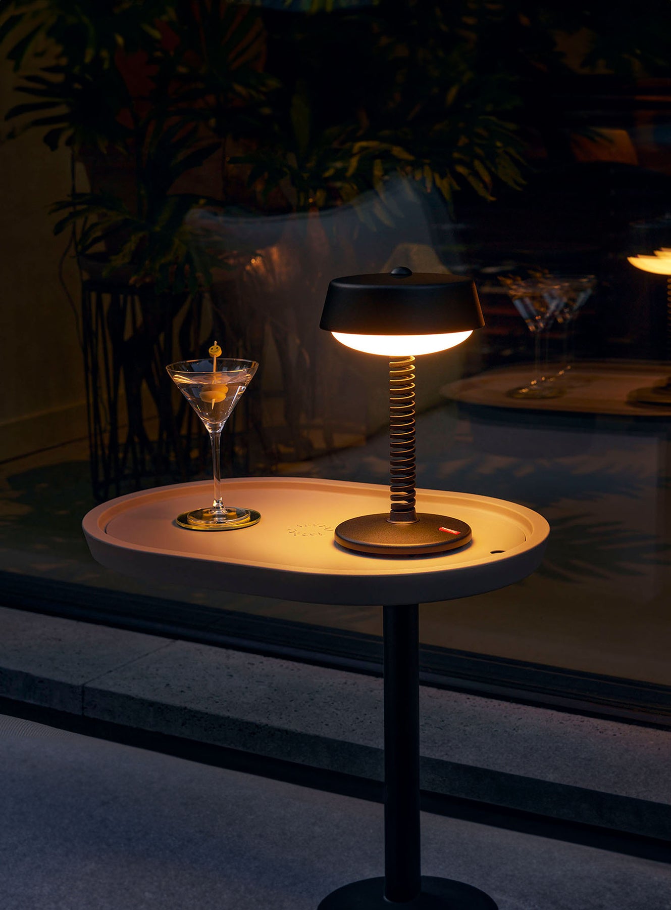 Bellboy: A Shrewd & Stylish Cordless Table Lamp for Any Space – Fatboy  Canada