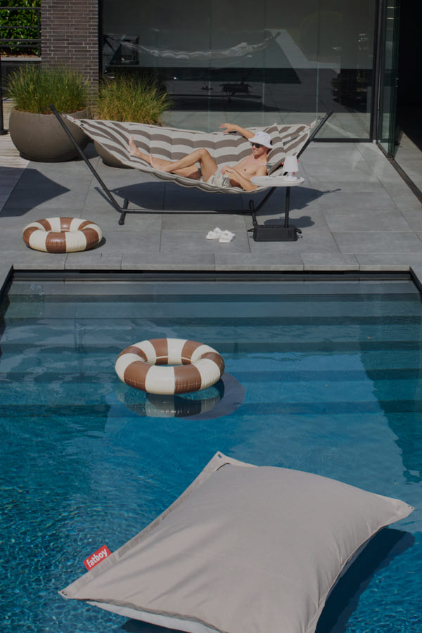 Design and comfort come together in our new outdoor collection, whether you have a small balcony or a large garden.