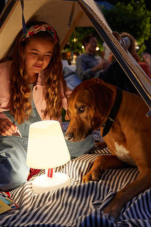 Explore Fatboy’s modern lighting collection—minimalist, iconic, and full of atmosphere. From compact to oversized, each LED lamp is designed for both indoor and outdoor use.