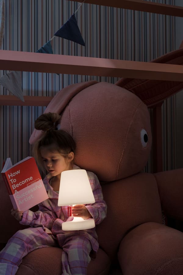 Discover the modern lighting collection from Fatboy: simple, modern, atmospheric. Iconic and multifunctional, large to small – LED lights designed for the inside and the outside.
