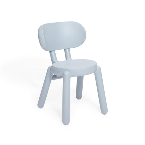 Kaboom by Fatboy: bold, round design chair, rotationally molded for strength, perfect for indoor and outdoor use.