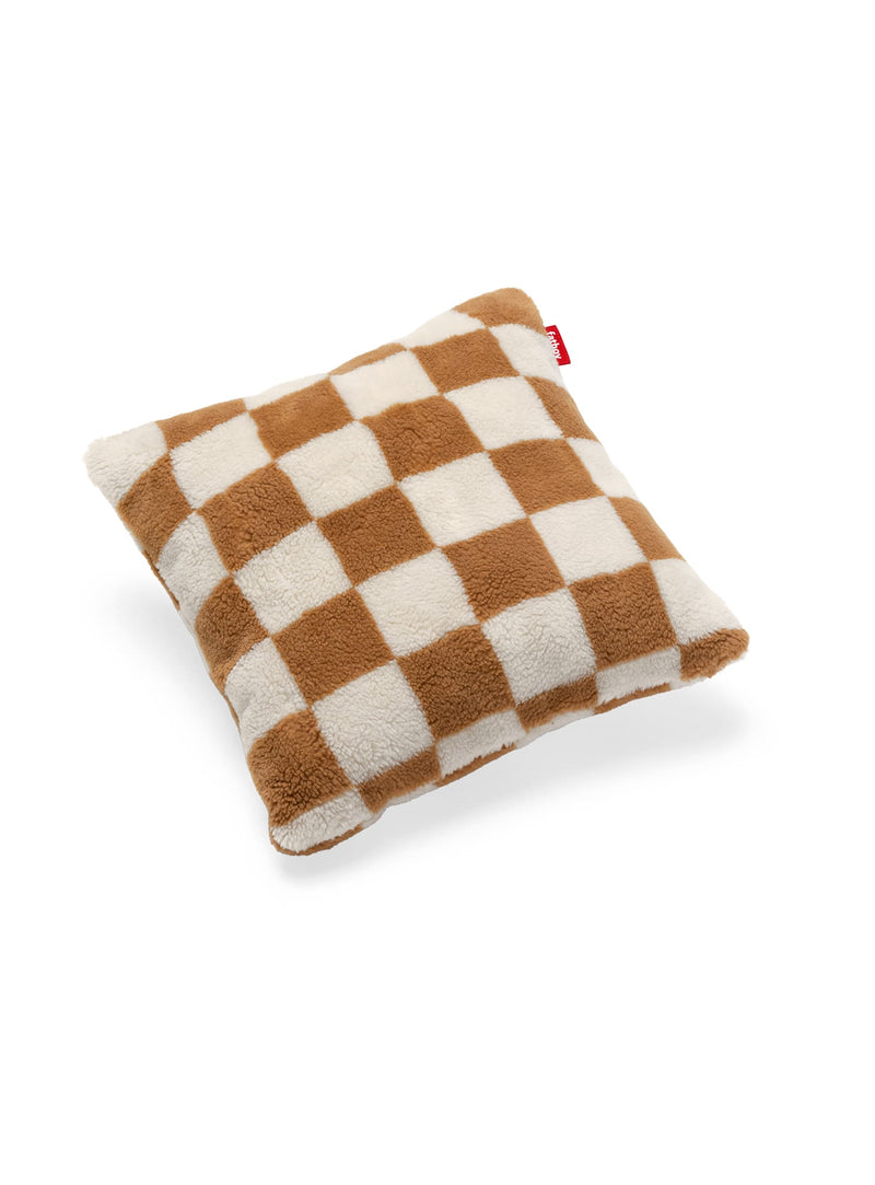 Fatboy Square Pillow Teddy Chess in Almond Cream. 50x50 cm checkered cushion with supersoft teddy fabric for indoor decor.