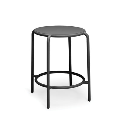 Fatboy Toní Haute Bistreau in anthracite color: tall aluminum outdoor bar table, corrosion-resistant and weatherproof, perfect for garden entertaining.