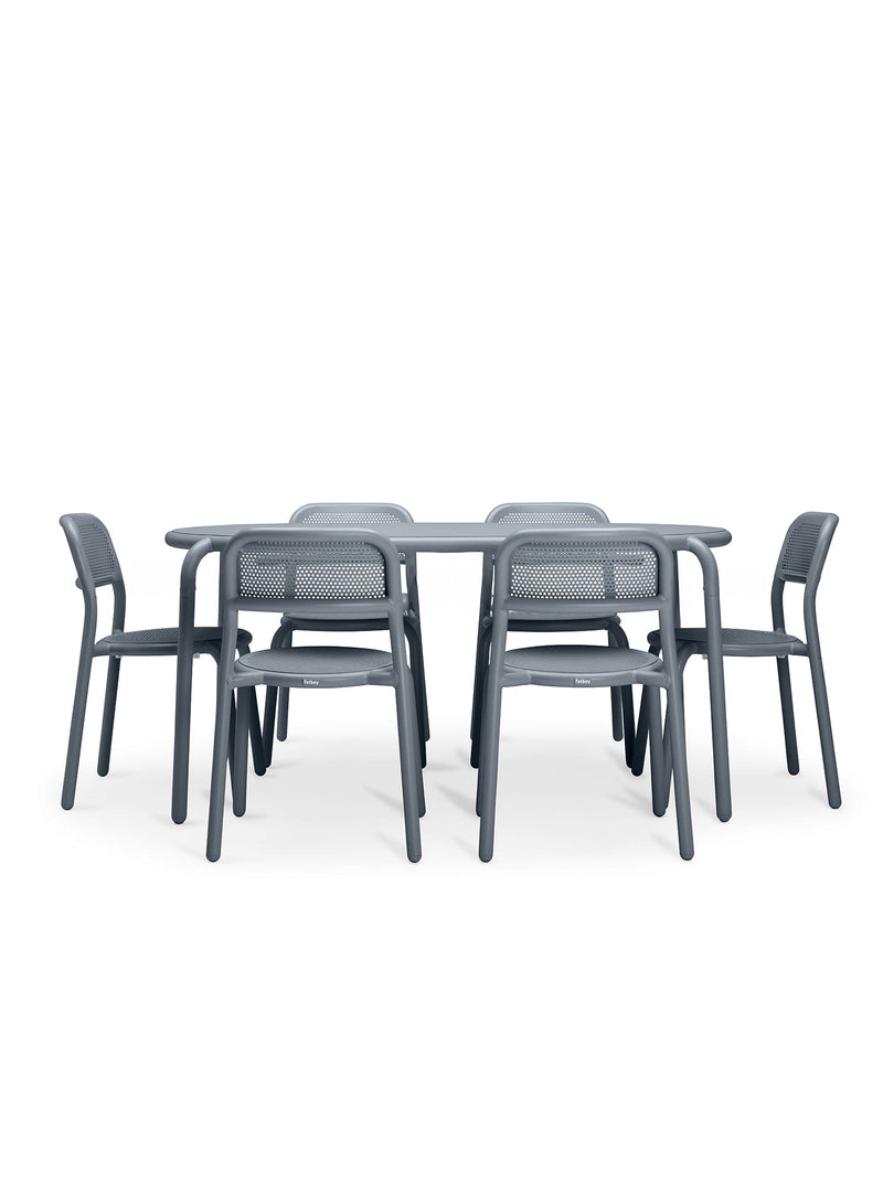 Toní Outdoor Dining Set in elephant by Fatboy — modern 6-seater aluminum Tavolo table and six chairs for patios, decks, and gardens.