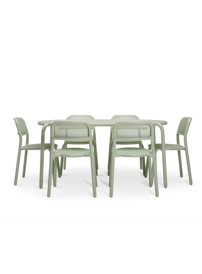 Toní Outdoor Dining Set in mist green by Fatboy — modern 6-seater aluminum Tavolo table and six chairs for patios, decks, and gardens.