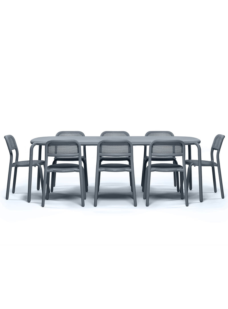 Toní Outdoor Dining Set in elephant by Fatboy — modern 8-seater aluminum Tablo table and eight chairs for patios, decks, and gardens.