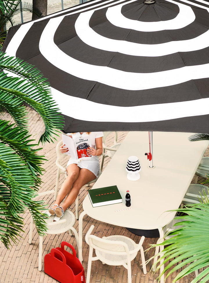 Toní Tablo: Outdoor Dining Table for 8 – Fatboy Canada