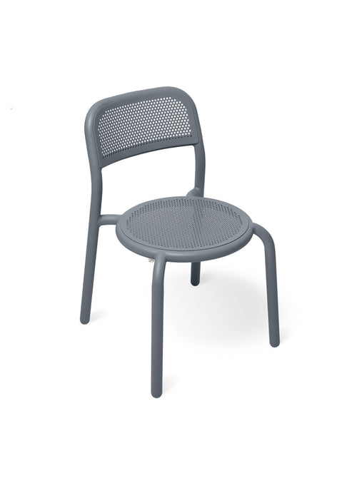 Fatboy Toní Chair in elephant color, sleek aluminum outdoor chair with UV-resistant coating and stackable, perfect for Canadian patios, terraces, and gardens.