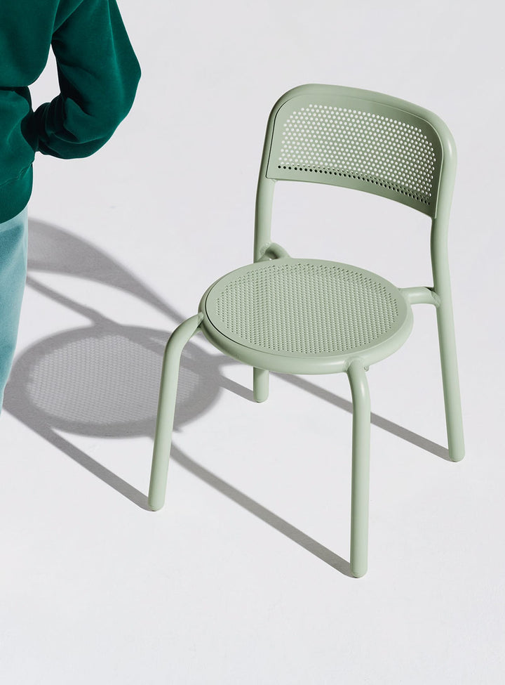 Toní Chair: Garden & Terrace Setting – Fatboy Canada