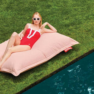 If you're really serious about relaxing, in your garden, your balcony, the park, wherever, then there’s really just one serious option: Fatboy Original Outdoor. The one and only outdoor bean bag.
